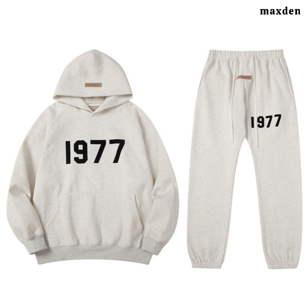 ESSENTIALS 1977 HOODIE + FREE TRACKPANTS
