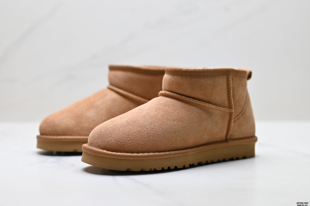 UGG Classic Ultra Mini Platform Ankle Boots