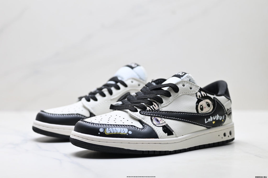 Nike Low-Top Sneakers White Black Cartoon Unisex Collaboration Edition Style 34