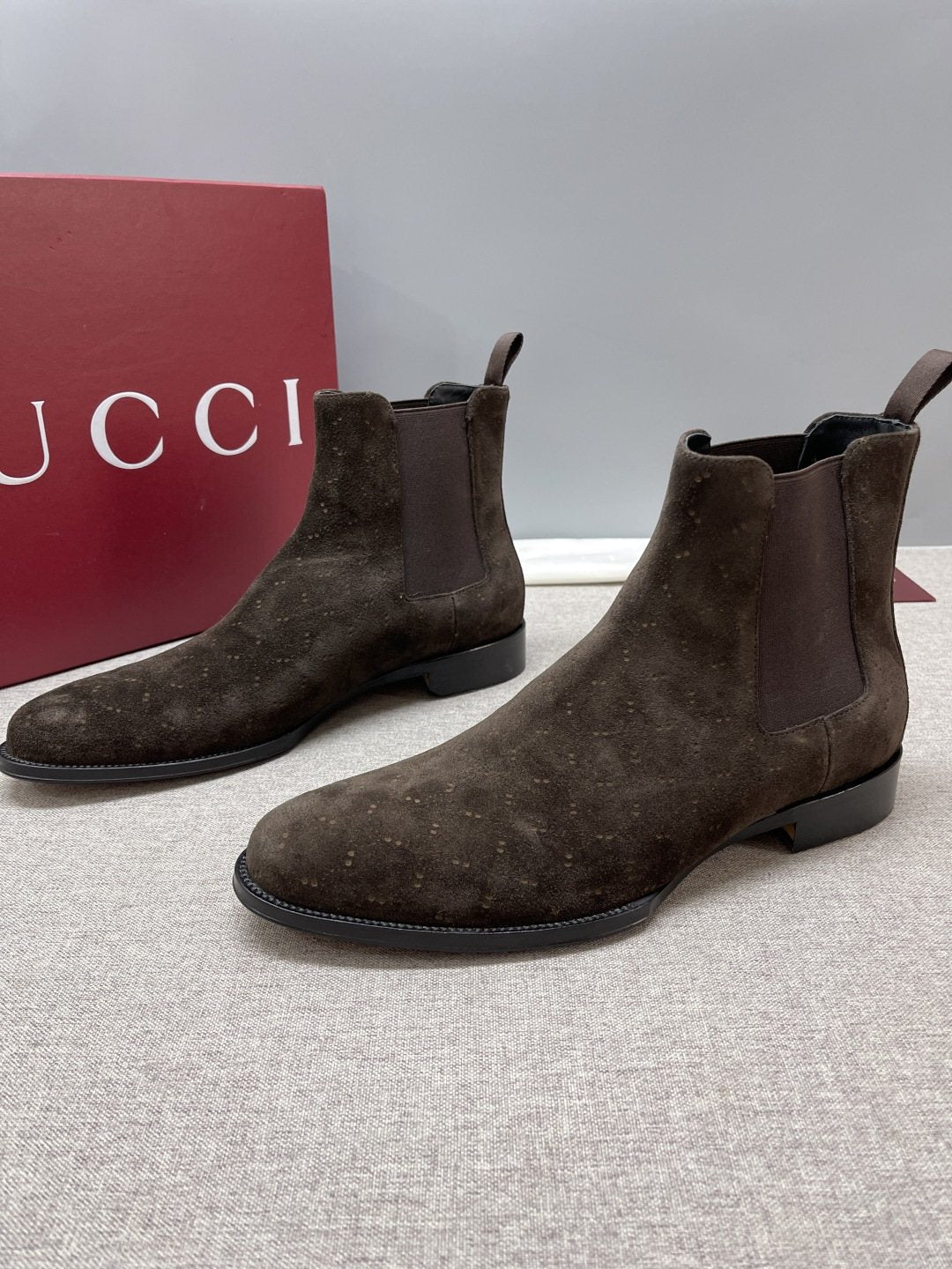 Gucci Dark Brown Textured Chelsea Boots