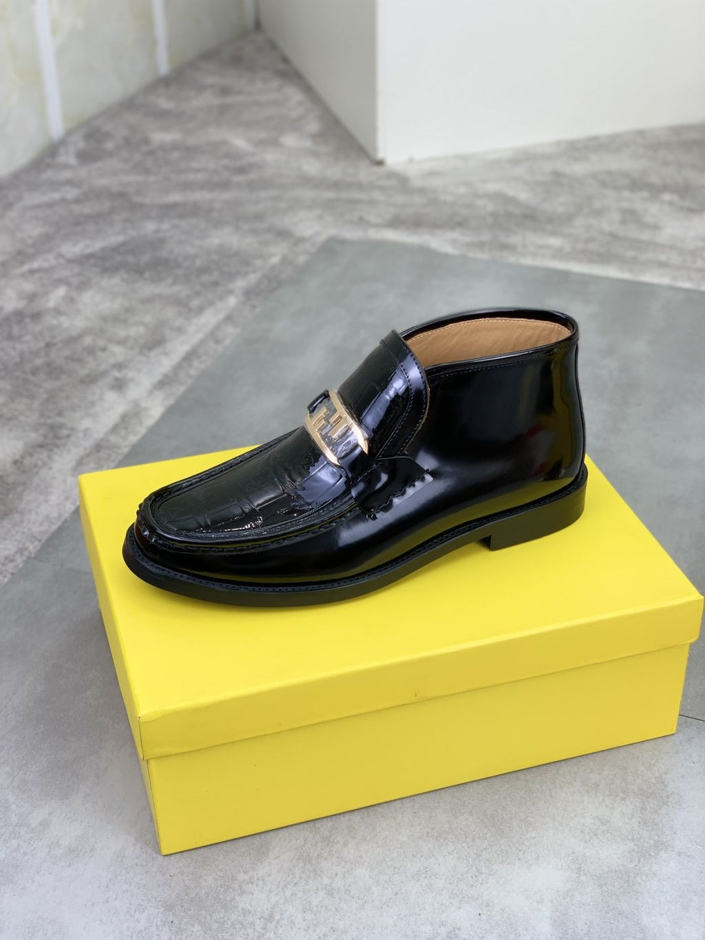 Fendi Men's Black Glossy Buckle Loafers