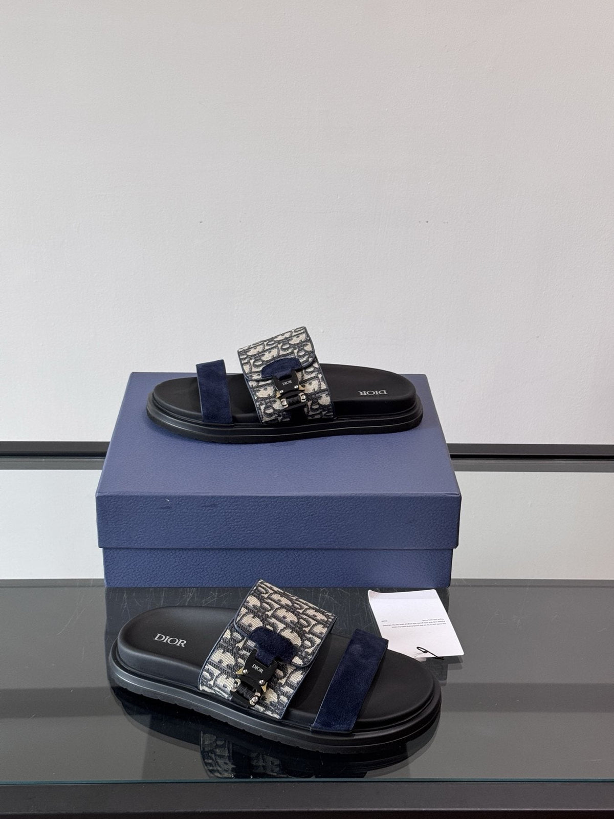 Dior Men's Patterned Buckle Slide Sandals - Black Ridged Sole