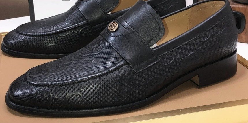 Gucci Black Embossed Leather Loafers - Rounded Toe
