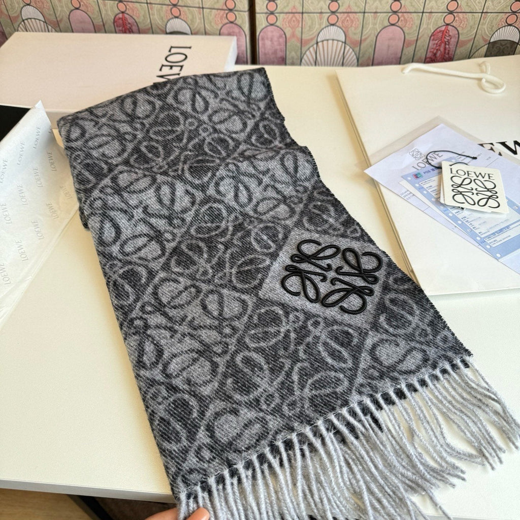 LOEWE Fringed Pattern Scarf