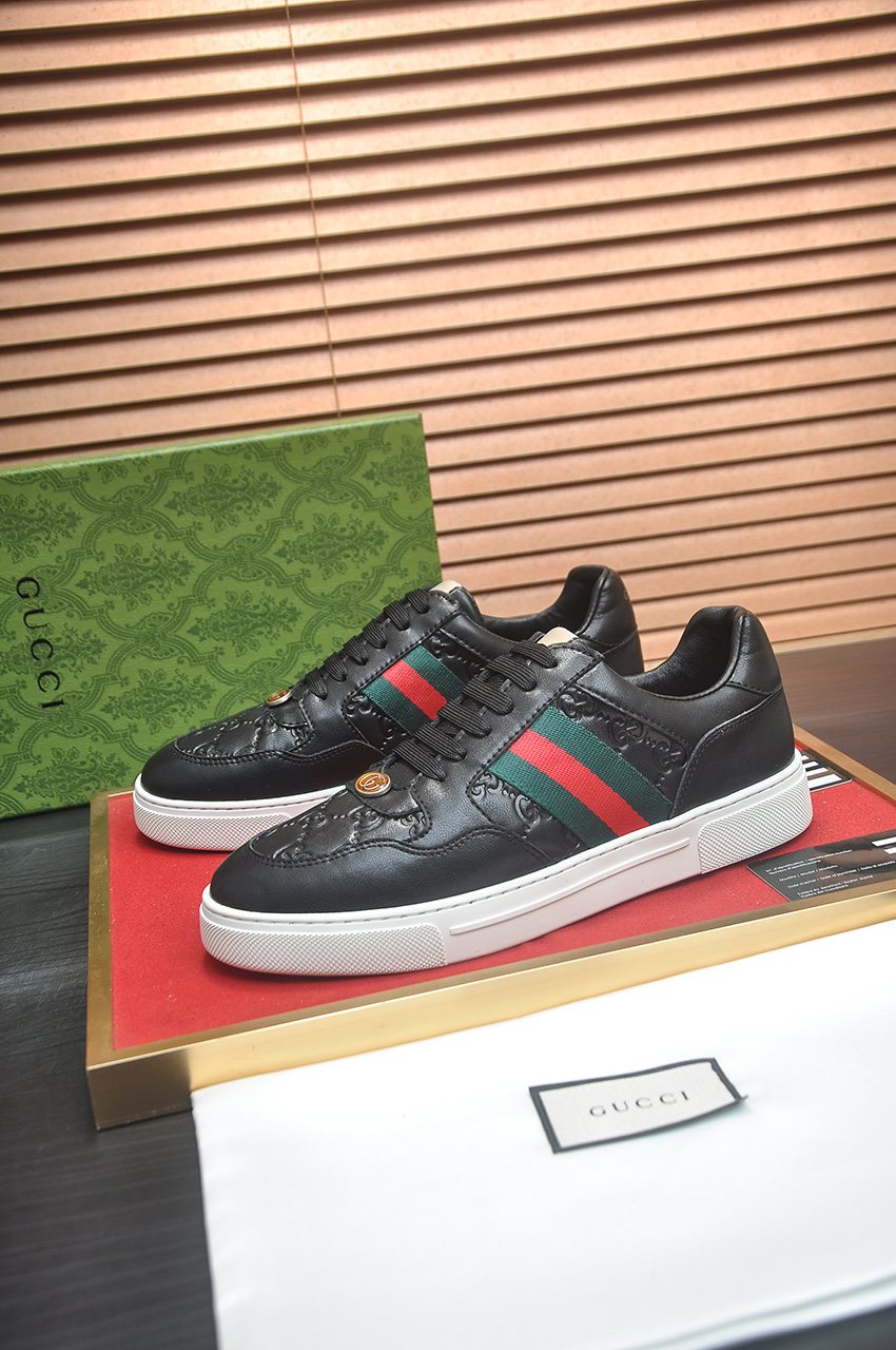 Gucci Green-Red Stripe Low-Top Sneakers