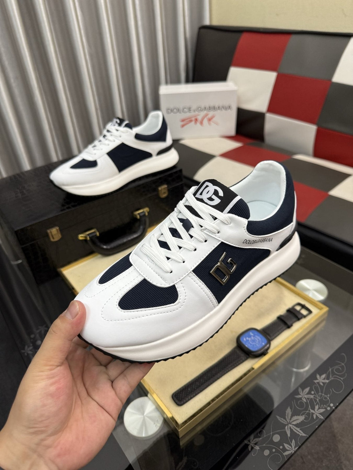 Dolce & Gabbana Metallic DG Logo Low-Top Sneakers